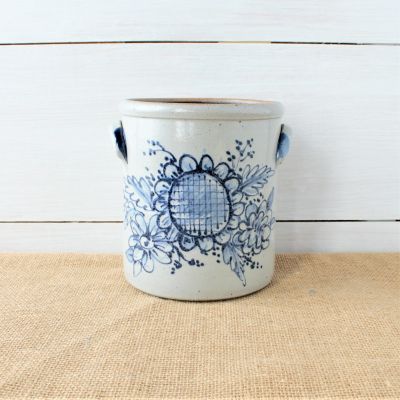 Handmade custom Rowe Pottery 1/2 gallon crock with hand painted sunflower design