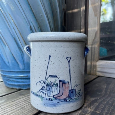 1/2 Gallon Crock- Garden Boots
