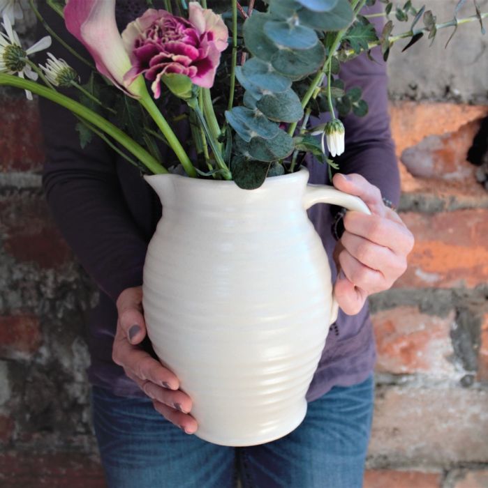 THE OLD FARMHOUSE ウォータリングカン ホワイト THE OLD FARMHOUSE ウォータリングカン ホワイト Garden Charms